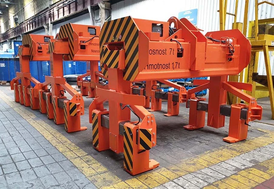 Elektromotorické kliešte na prenos plechov